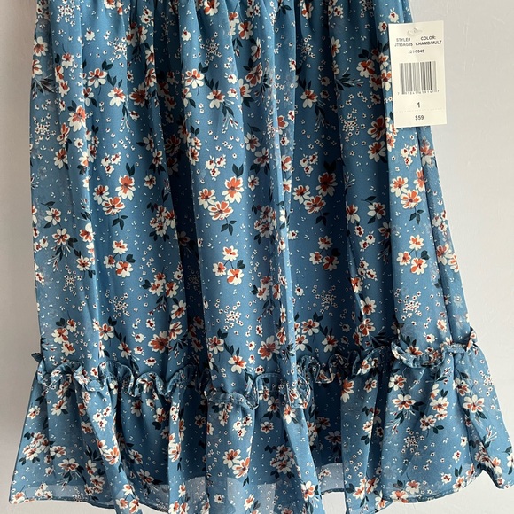B. Smart Blue and White Tiered Puff Sleeve Sundress - Picture 14 of 14